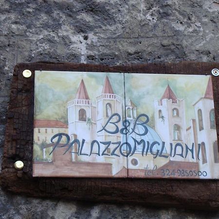B&B Palazzo Migliani Асколі-Пічено Екстер'єр фото